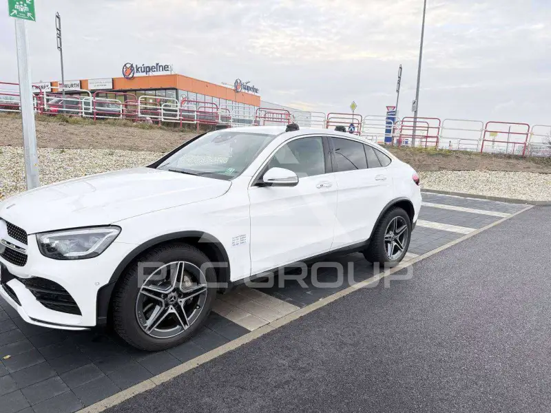 2020 Mercedes Benz GLC 220