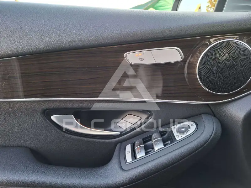 2020 Mercedes Benz GLC 220