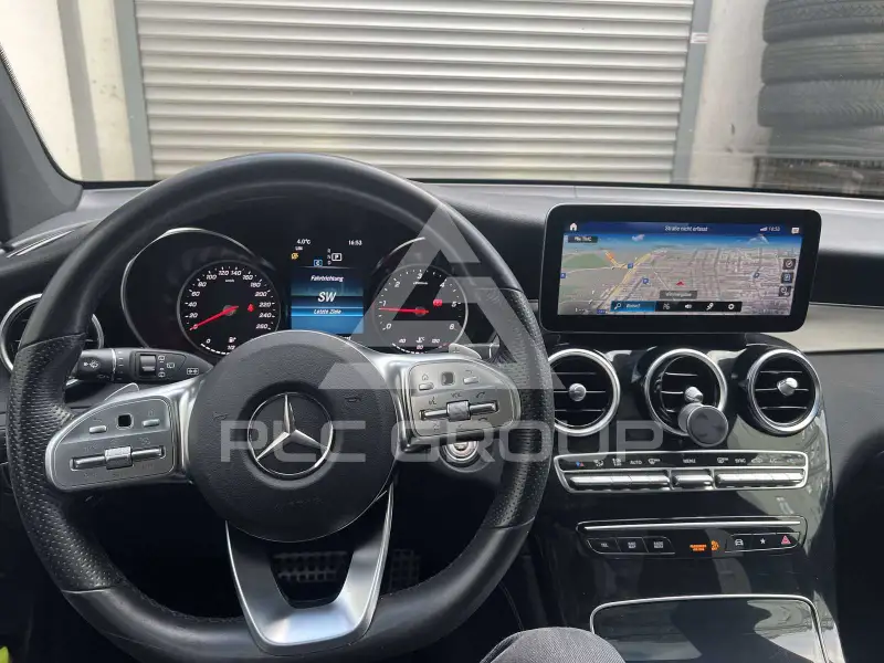 2020 Mercedes Benz GLC 220