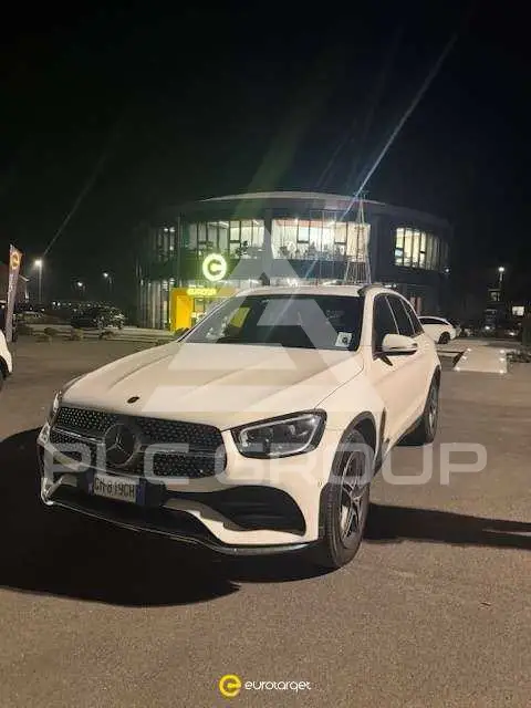2020 Mercedes Benz GLC 220