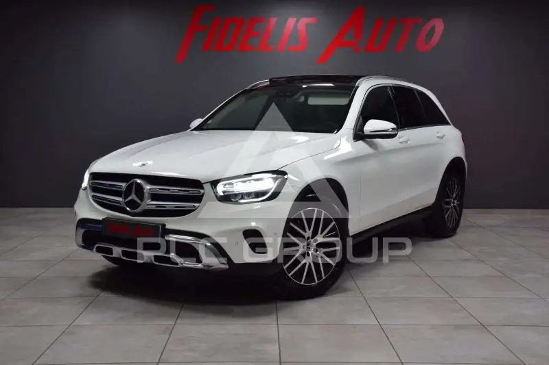 2020 Mercedes Benz GLC 220