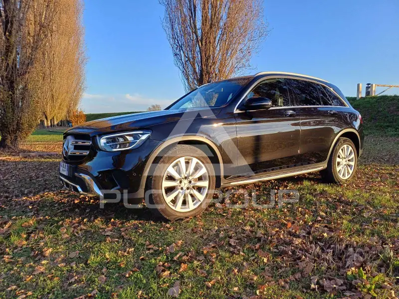 2020 Mercedes Benz GLC 220
