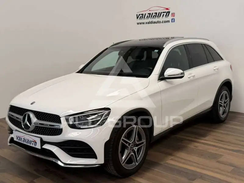 2020 Mercedes Benz GLC 220