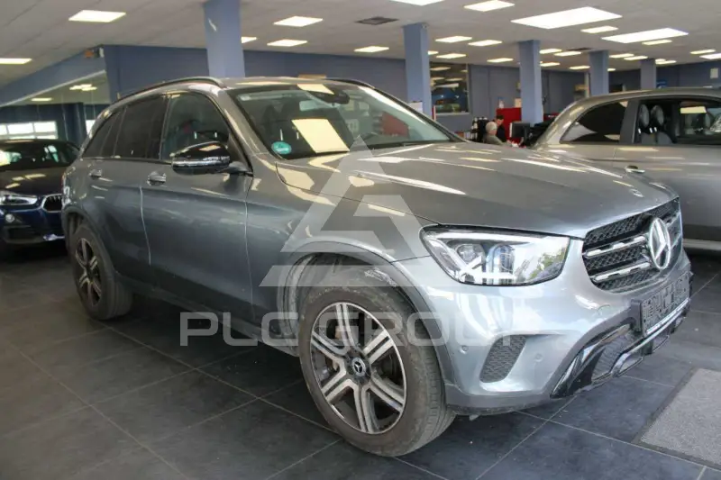 2020 Mercedes Benz GLC 400