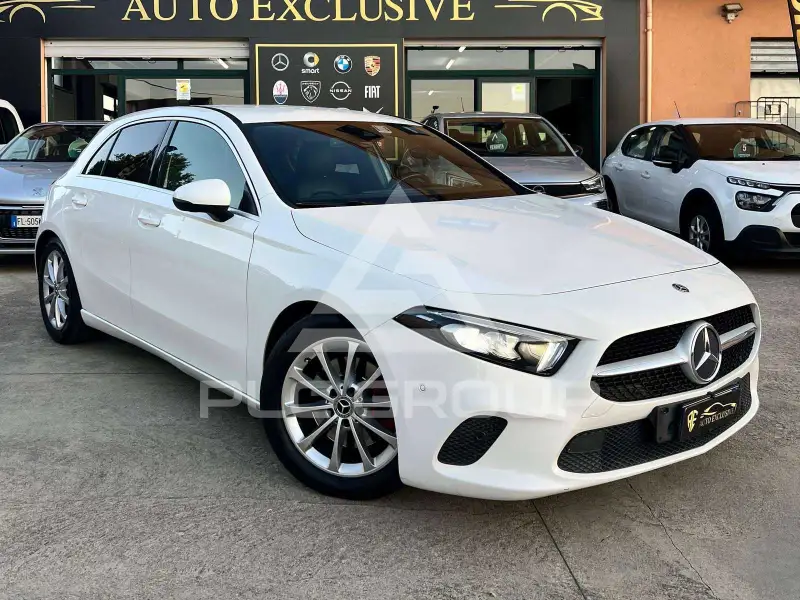 2021 Mercedes Benz A 220