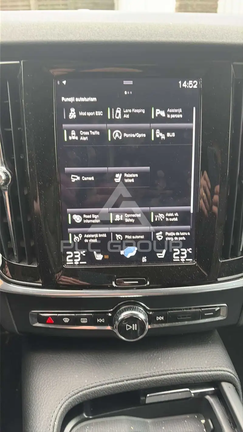 2020 Volvo S90