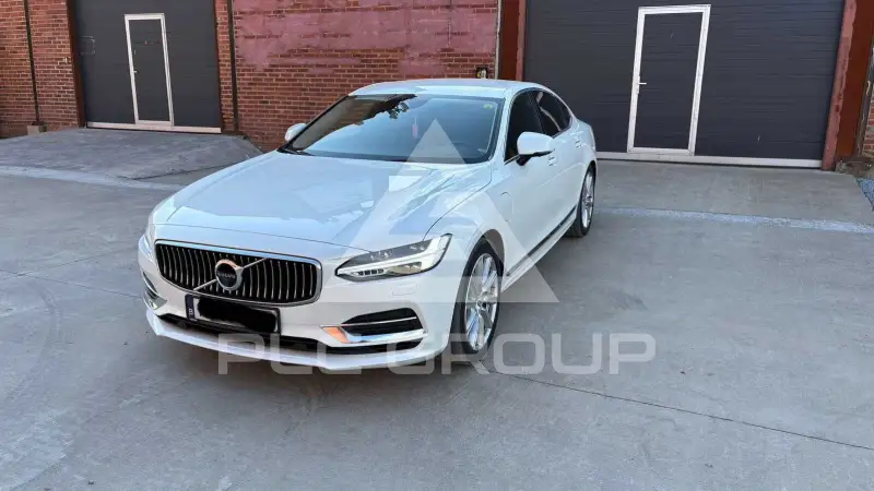 2020 Volvo S90