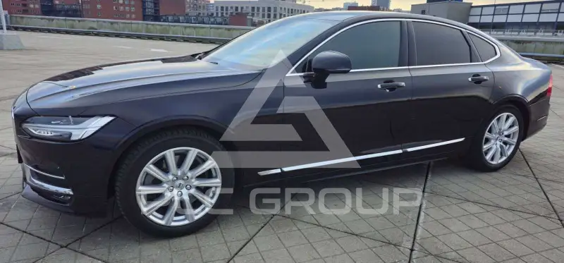 2020 Volvo S90