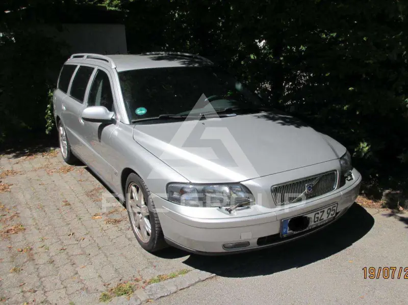 2020 Volvo V70