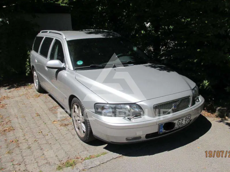 2020 Volvo V70