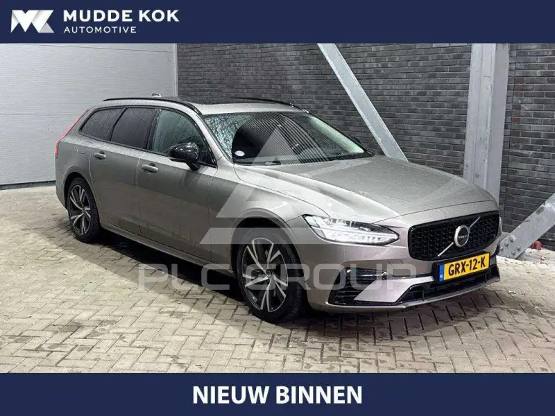 2020 Volvo V90