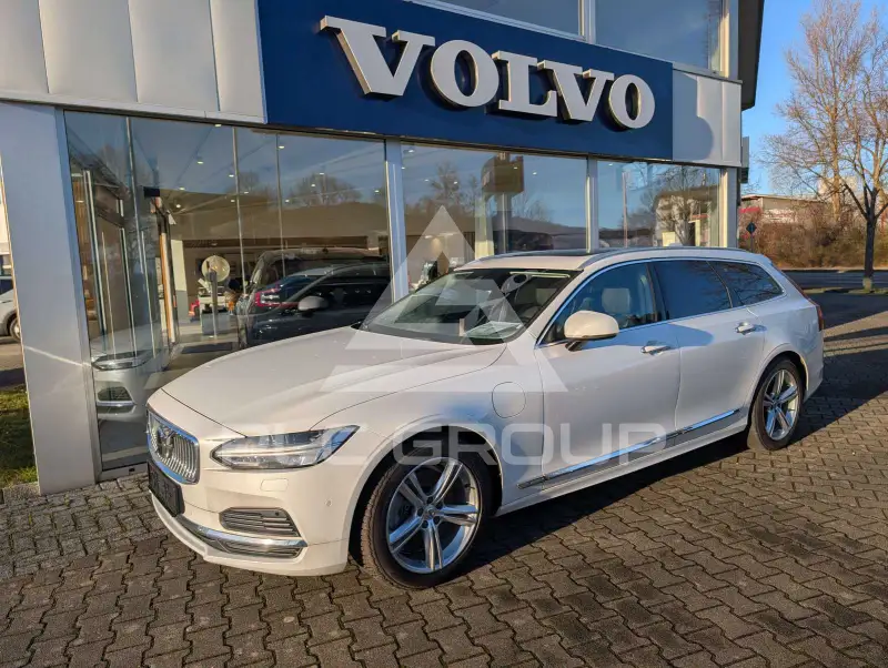 2020 Volvo V90
