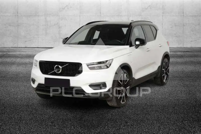 2020 Volvo XC40