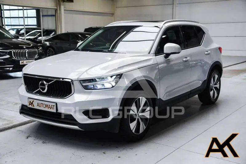 2020 Volvo XC40