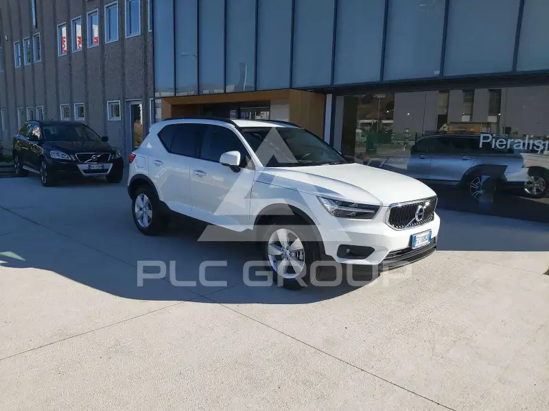 2020 Volvo XC40