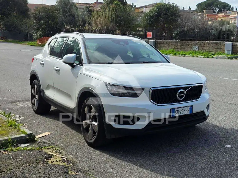 2020 Volvo XC40