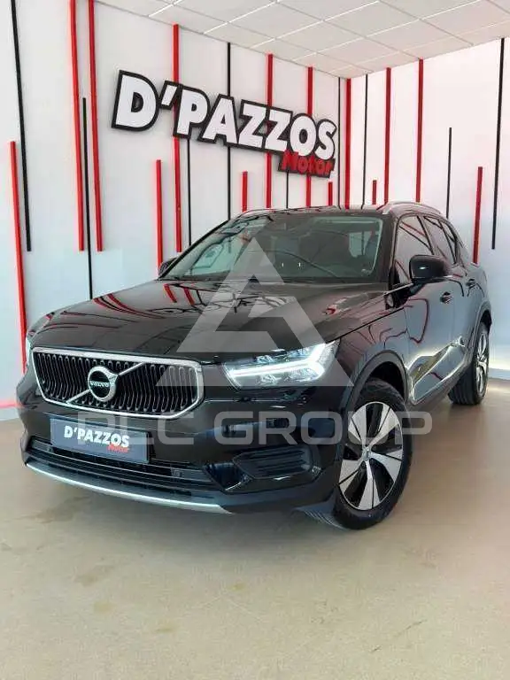 2020 Volvo XC40