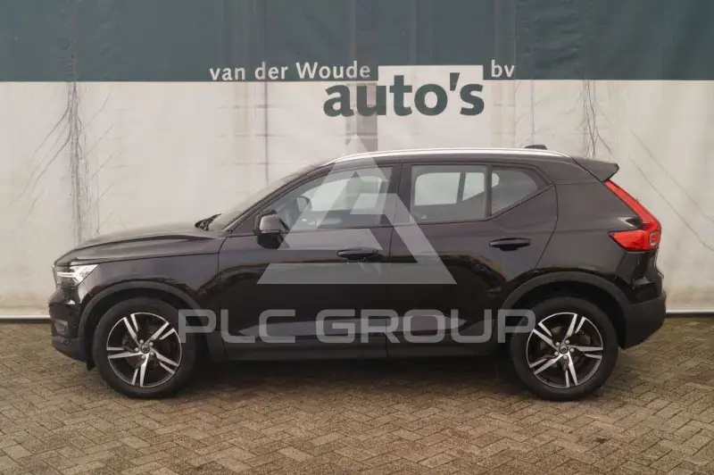 2020 Volvo XC40