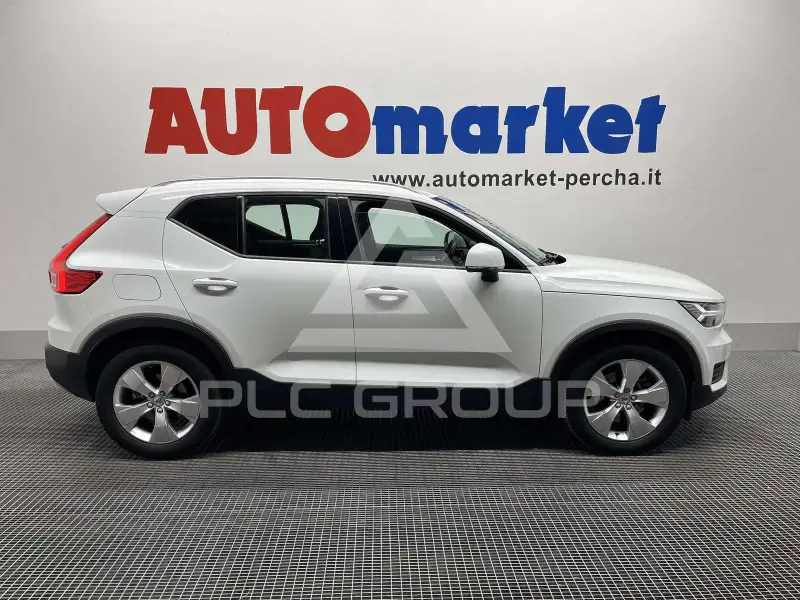 2020 Volvo XC40