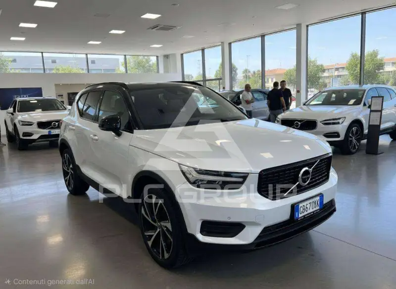 2020 Volvo XC40