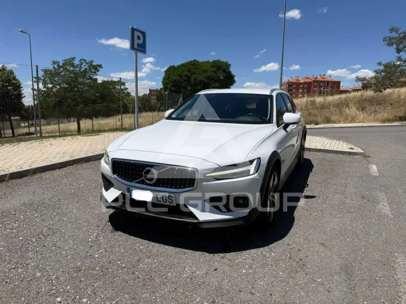 2020 Volvo V60