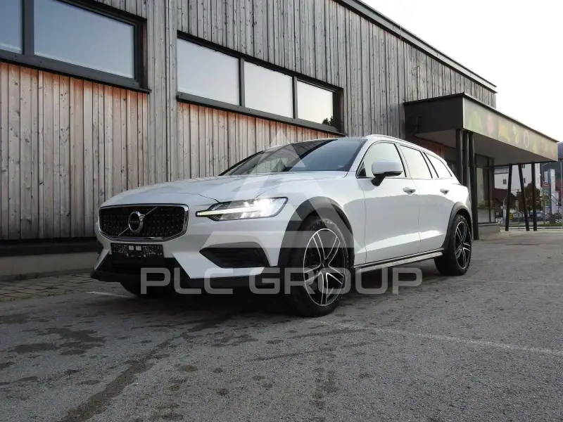 2020 Volvo V60