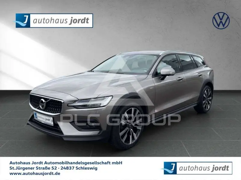 2020 Volvo V60