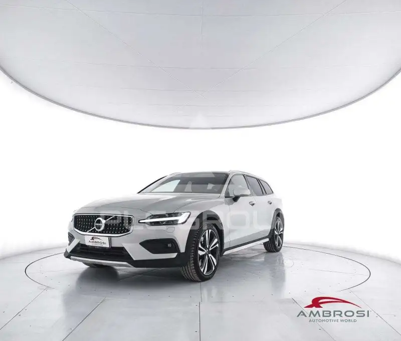 2020 Volvo V60