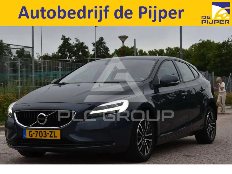 2020 Volvo V40