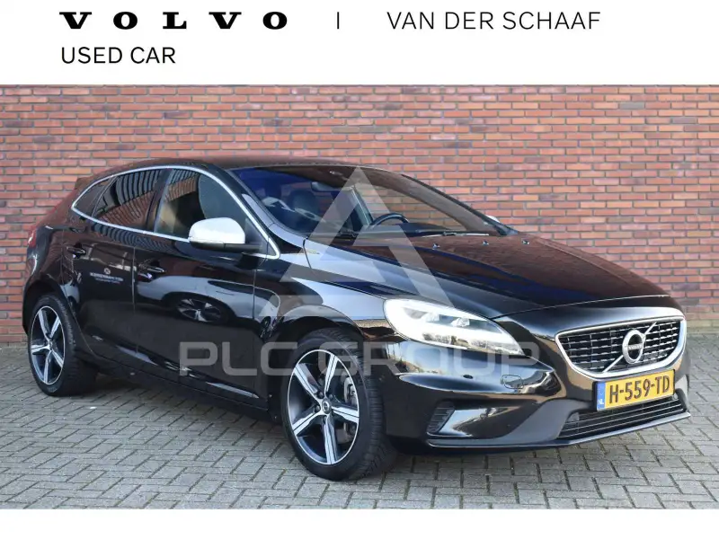 2020 Volvo V40