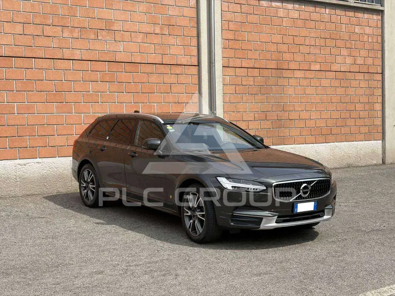 2020 Volvo V90