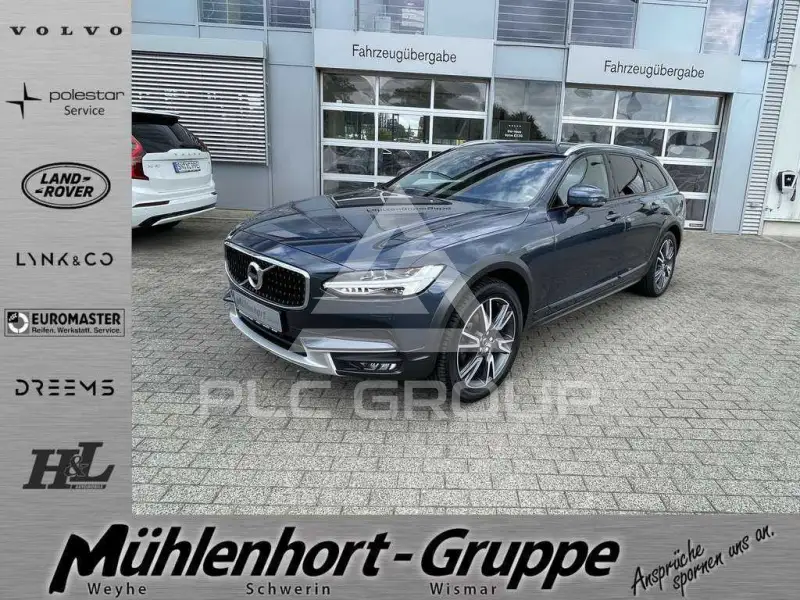 2020 Volvo V90