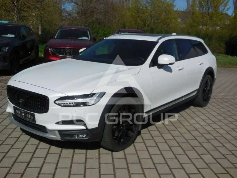 2020 Volvo V90
