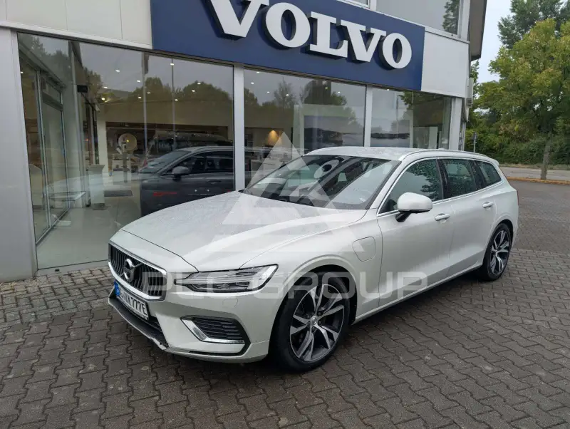 2020 Volvo V60