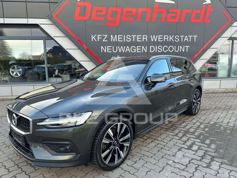 2020 Volvo V60