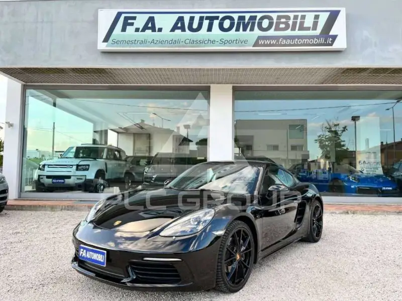 2020 Porsche 718