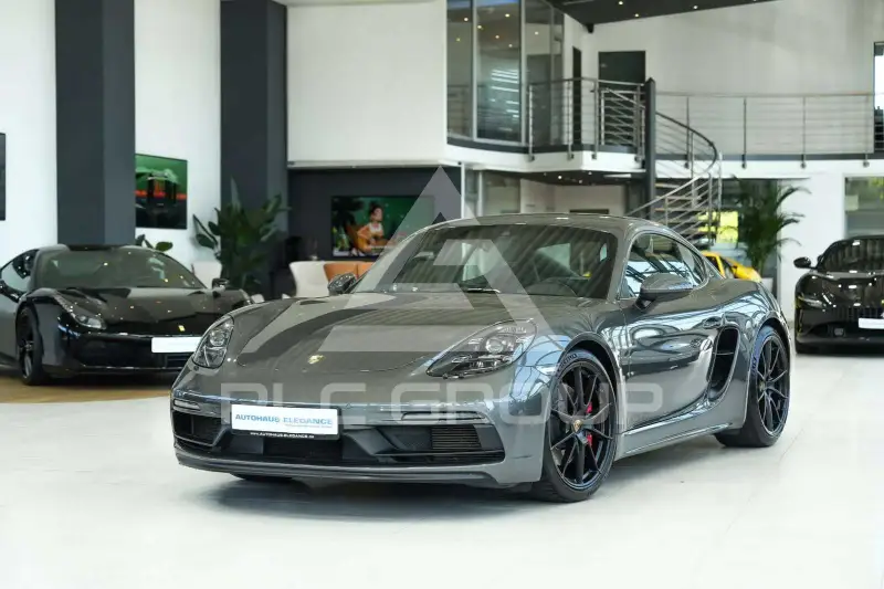 2020 Porsche 718