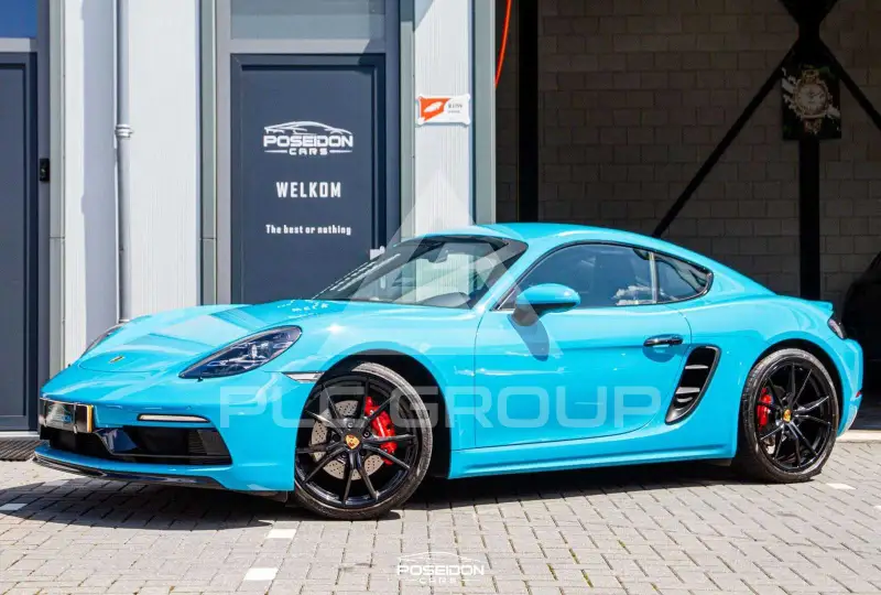 2020 Porsche 718