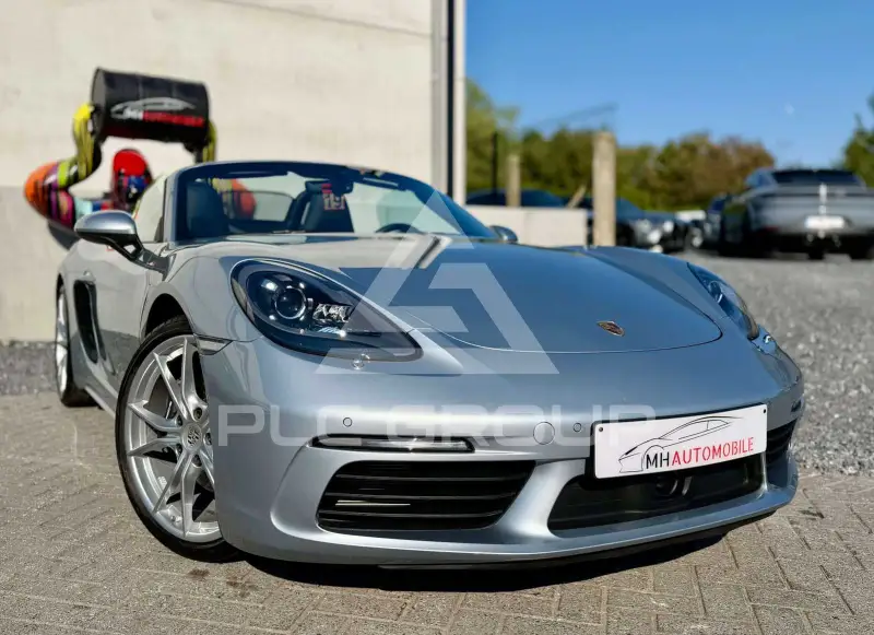 2020 Porsche 718