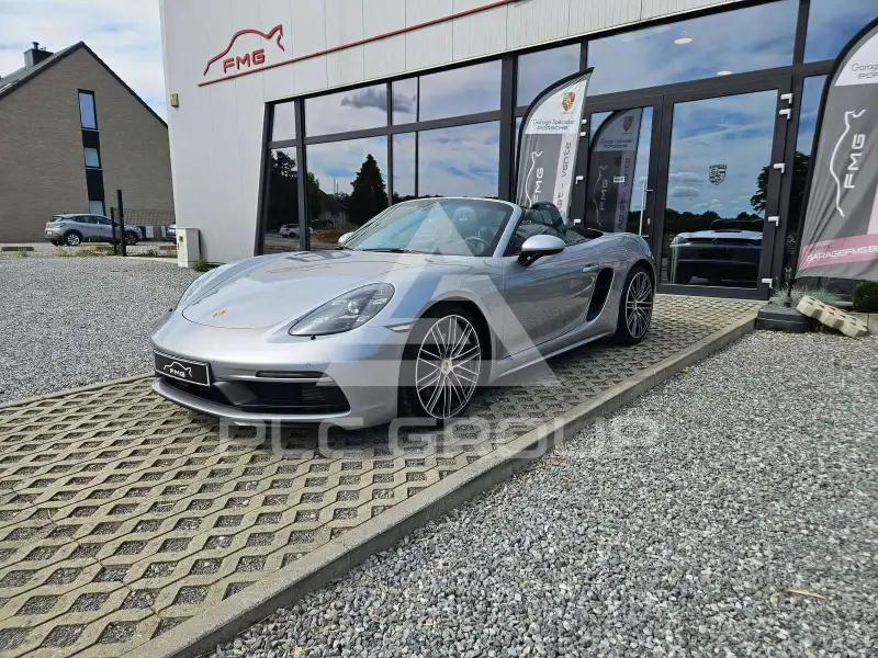 2020 Porsche 718