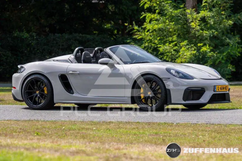 2020 Porsche 718