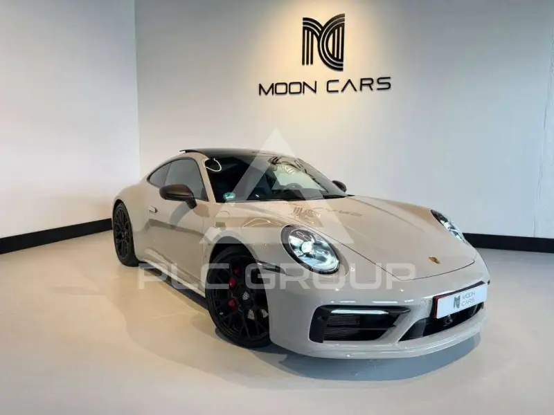 2020 Porsche Carrera