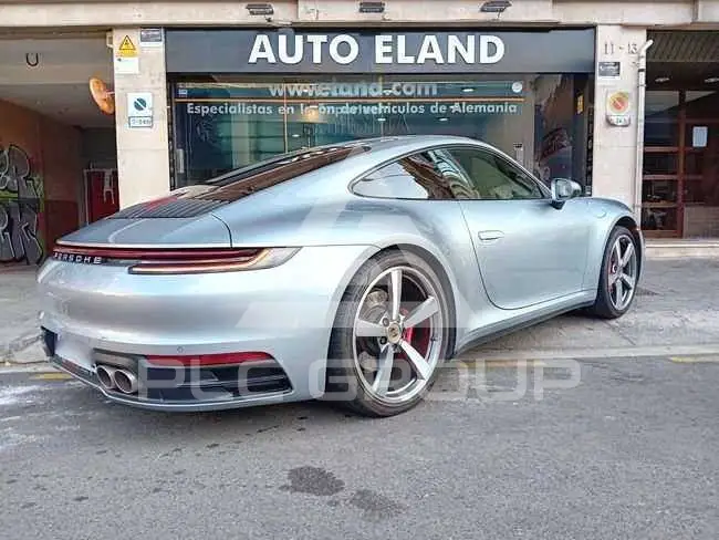 2020 Porsche Carrera