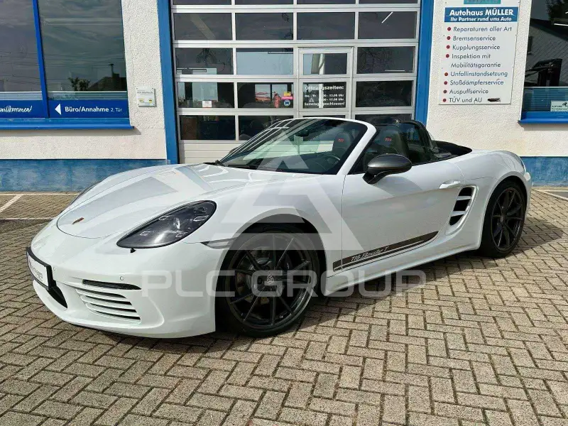 2020 Porsche BOXSTER