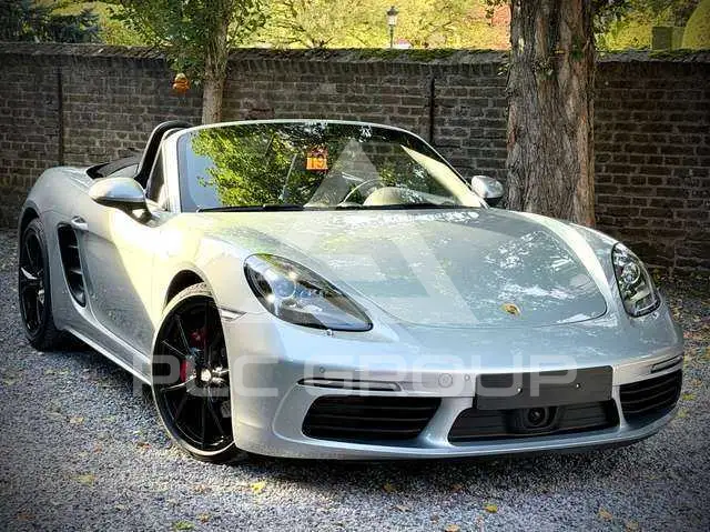 2020 Porsche 718