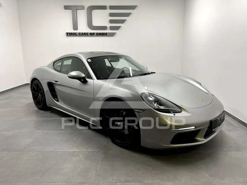 2020 Porsche Cayman