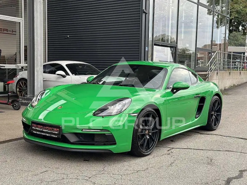2020 Porsche Cayman
