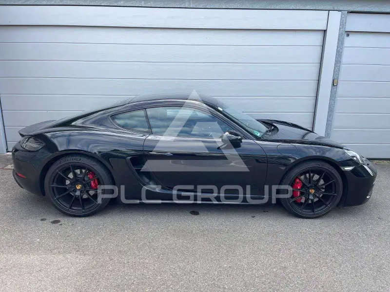 2020 Porsche Cayman