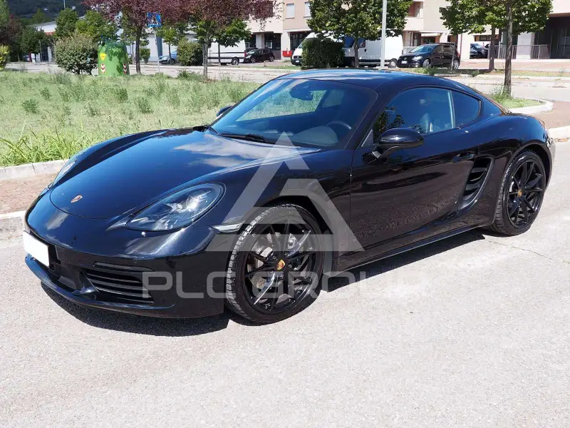 2020 Porsche Cayman