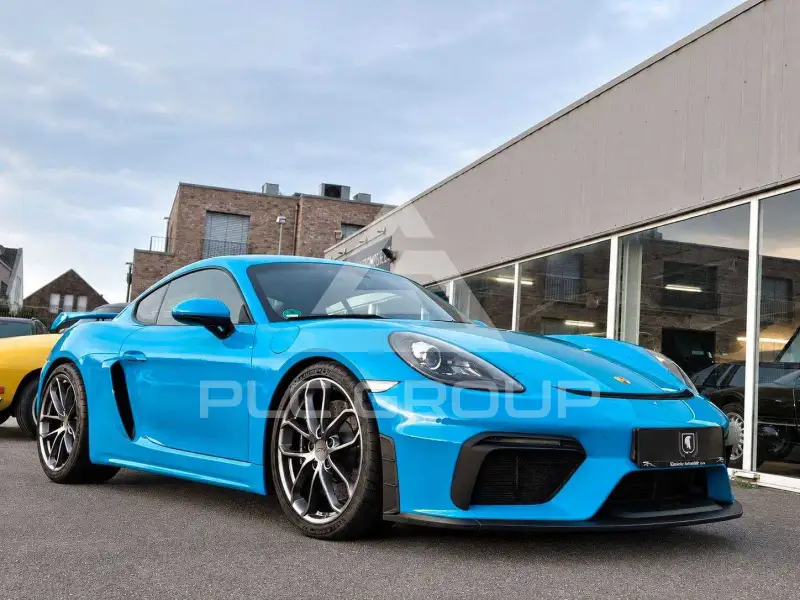 2020 Porsche Cayman